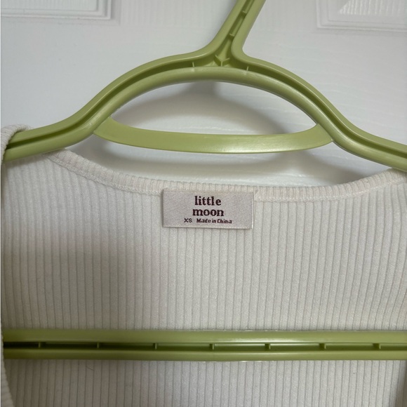 Aritzia tie top - Picture 2 of 2